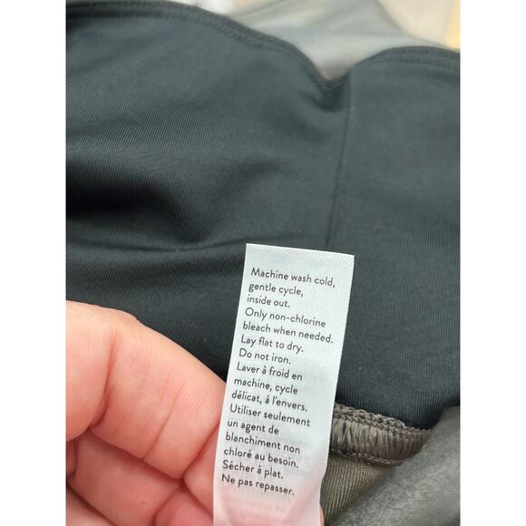 NWT Spanx Womens Shape Faux Leather Stretch High Waist Ankle Leggings Size L - Picture 7 of 9